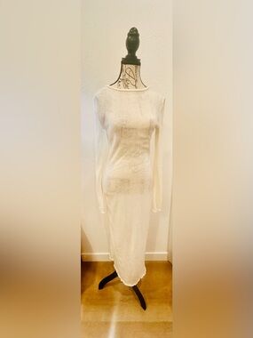 Elegant White Long-Sleeve Sheer Knit Dress